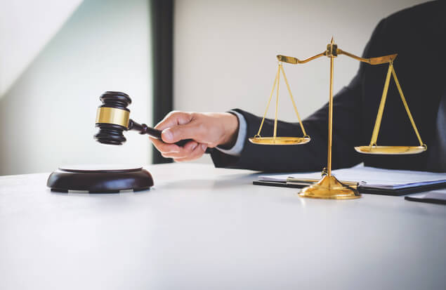 Суд підтвердив незаконність перевірок податкової в період карантину!